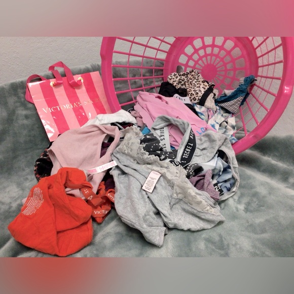 25 Victoria’s Secret/PINK Panty Bundle - Picture 2 of 4